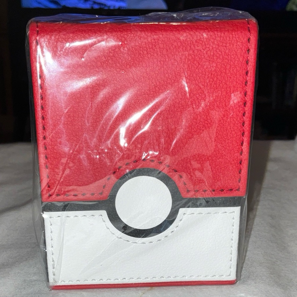 Premium Vertical Deck Box Case for PTCG, MTG,Fits,150+Sleeved Cards, Tombert New